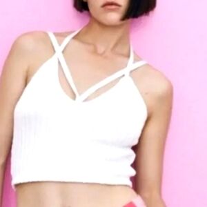 𝅺NEW! ZARA White Cable Knit Strappy Halter Crop Top Medium.
